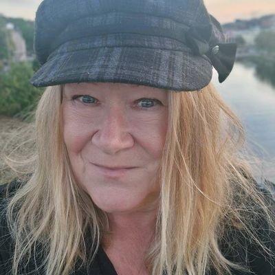 AktieDivan's profile picture. Trejdar i råvaror