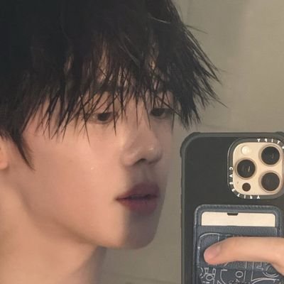 nyamteolz's profile picture. 