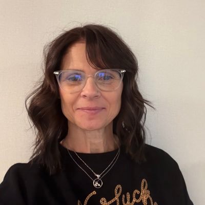 klynncollective's profile picture. ✨ 🇨🇦 Gen X, Nurse, farmwife, UGC Creator bringing a lifetime of perspective and creativity. karilynncollective@gmail.com