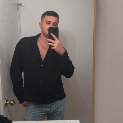 nickshancc's profile picture. what doesn’t kill you, makes you hotter