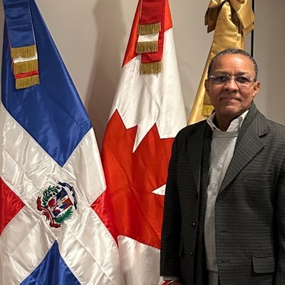 lorenzjos's profile picture. Primero Dios 🙏🏼☘️✝️🕊️LaFamiliaBaseSocial🏡PolíticoDominicano (PRM)👍🏼 Medicina Tradicional China 🐅♓️🐟☯️🎠♒️🏺