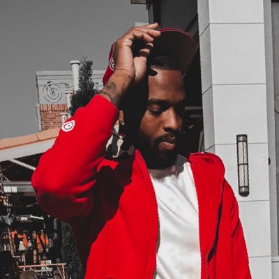 Lockione's profile picture. 