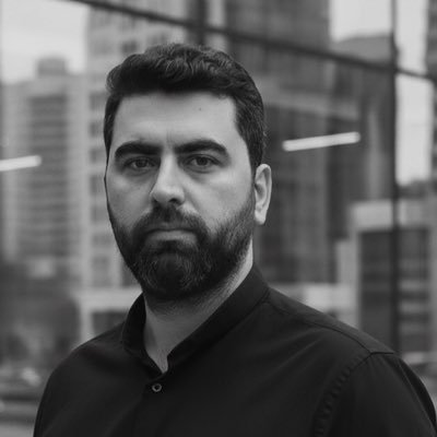 muhbasdas's profile picture. Backend 🐫 loper