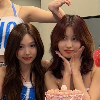 ElianaKarla3's profile picture. Voleibol 🏐

Corinthians 🖤🤍

twice 💜