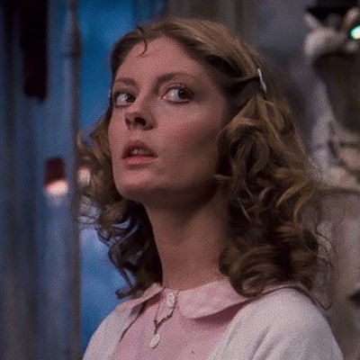 lizzypuppet1711's profile picture. she/her + 22