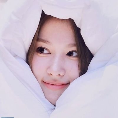 monsandiaa's profile picture. ೃ࿔₊•