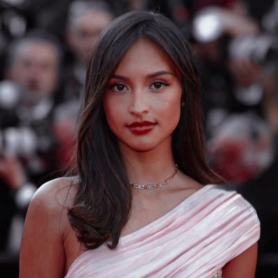 infiernotriste's profile picture. ⠀⠀ ⠀⠀ ׂ ⠀( 🪞🦢 ) ִ ⠀ 𝘢𝘥𝘫. 𝓑eauty is 𝒄𝒓𝒖𝒆𝒍. ⠀⠀ ⠀⠀ ⠀⠀ ⠀˓ ⠀ ﾟ. ⠀ ⊹ ⠀⠀ ⠀ ⠀* 𝐁𝐕𝐂 𝐁𝐎𝐒𝐒. 〞⠀ 𝒻ℯ𝓇𝓇𝒶𝓇𝒾 𝐰𝐚𝐠 ─ ⠀⠀⠀⠀⠀⠀ ⠀˓ ⠀ ﾟ. ⠀ ⊹ ⠀.