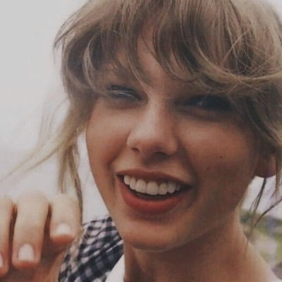 biaespirro's profile picture. #freepalestine 🇵🇸 || no céu da minha boca só voam garotas