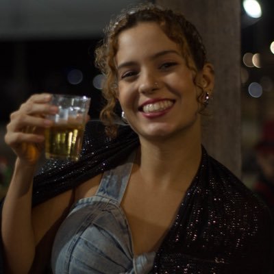 NUNESK12's profile picture. 75 é o DDD de onde essa putona veio