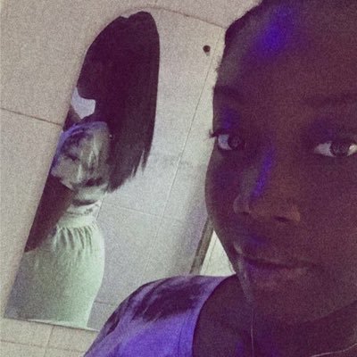 naakie_ee's profile picture. 💔