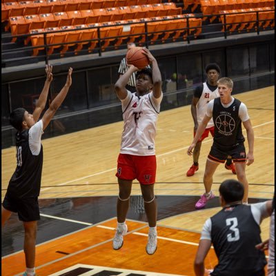 _jordyyT's profile picture. Athlete 6’1 C/o 27 HHS