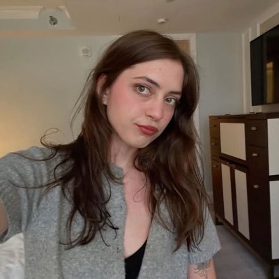 aloraingheartz's profile picture. unstable bliss lifesteal