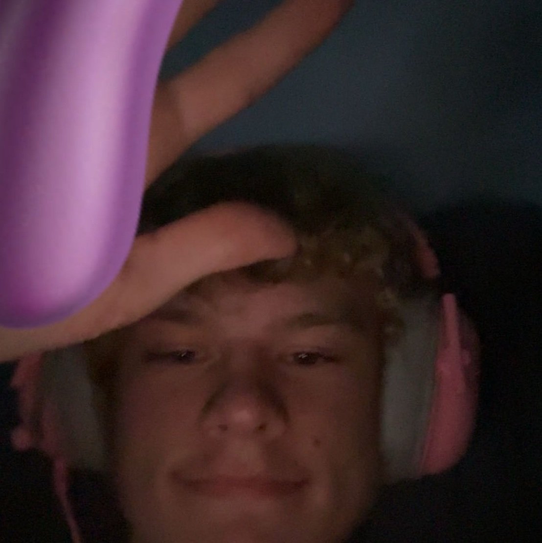 L1FE_00's profile picture. 