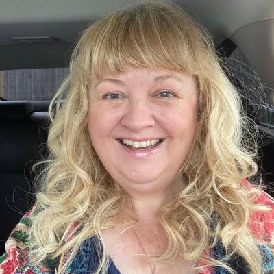 BarrowVero96551's profile picture. Walking into each day with gratitude and grace. Proof that life doesn’t slow down, it simply gets more meaningful.❤️🌸 Mother, Grandma and lover of God.