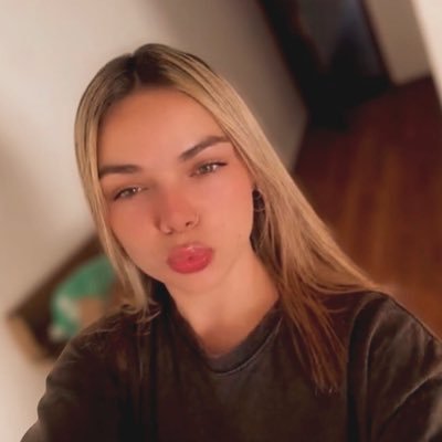 LuciaFern03's profile picture. 🎓 ʟɪᴄᴇɴᴄɪᴀᴅᴀ ᴇɴ ᴇᴅᴜᴄᴀᴄɪᴏ́ɴ ғɪ́sɪᴄᴀ  ₂₄ ⭐️ʜɪɴᴄʜᴀ ʏ ꜱᴏᴄɪᴀ ᴅᴇʟ ᴄʟᴜʙ ᴀᴛʟÉᴛɪᴄᴏ ᴘᴇÑᴀʀᴏʟ