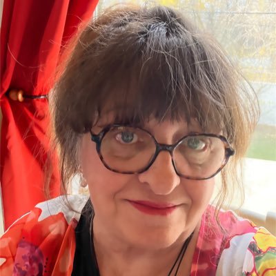 PopoMetivier's profile picture. Portraitiste, artiste-peintre. Arts, musique, culture, politique, les animaux. Pour voir mes créations 👉 https://t.co/ITK7Y9qeng