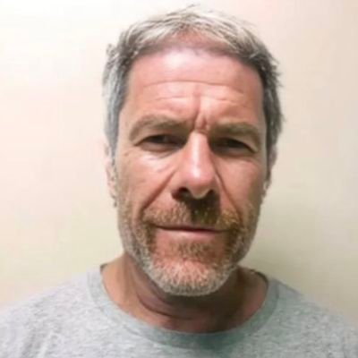 Roi616_'s profile picture. Cuando oigo que el Madrid ha sido el equipo del régimen, me dan ganas de cagarme en el padre de quién lo dice.