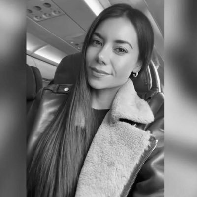 MsJenny441's profile picture. 🌈🌈 "8 yrs beneath the waves | Submarine veteran | Sharing stories from the deep"