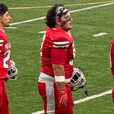 devinweiser52's profile picture. 5’11 263 | Klamath union 2027 | 2.3 GPA | LT/C | 40 time 5.20 | bench press 305