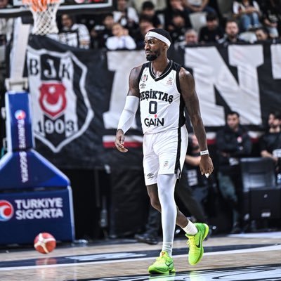 Berkan9832's profile picture. karakartal
FORAZBBL