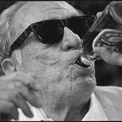 AldoTomis's profile picture. Bring me my bow of burning gold: Bring me my arrows of desire: Bring me my spear: O clouds, unfold! Bring me my chariot of fire.
Música, siempre...