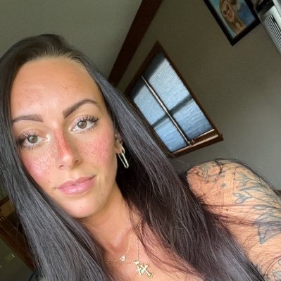 GoddessssRaven's profile picture. Evil Princess 👸👄❤️‍🔥❤️‍🔥 ~~~~ Dm for session and tribute | wallet eater - No meets just here $50 Tribute —$100 unb