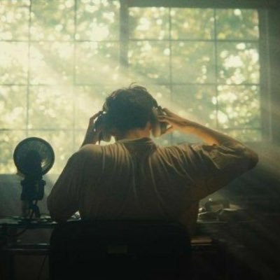 yugantt_'s profile picture. 