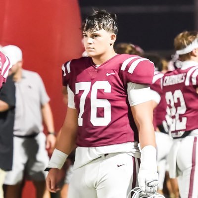 ReggieRodr29735's profile picture. l c/o 2028 l 6’1 245 l C l 985-258-7342 l 28rrodr1@edwcardinals.org l https://t.co/OeFryUVcQ7