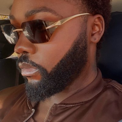 Alexze_s's profile picture. Alexzé pronounced AL•i•zae 🤎