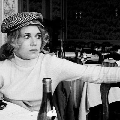 natasharromanof's profile picture. 