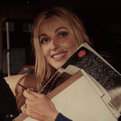 evechella's profile picture. — directed by sofia coppola ♡ lana & sharon 🇵🇸