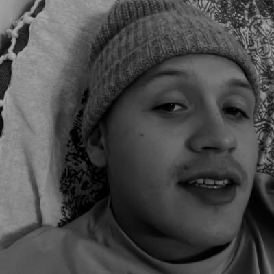 1dxvid0's profile picture. 