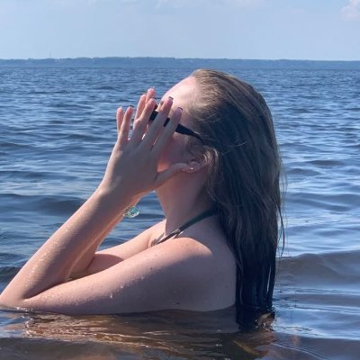 Mary85303554348's profile picture. 