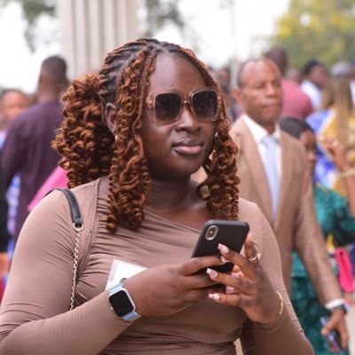 VickyFeyi's profile picture. 