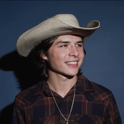 foster_j0hn's profile picture. Nashville Recording Artist singer/songwriter.