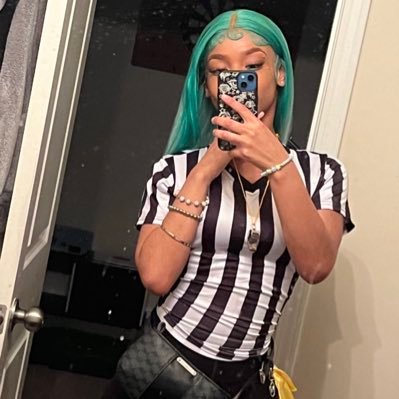 gabbydabrat's profile picture. 20…. fmoig; gabbydaabrat