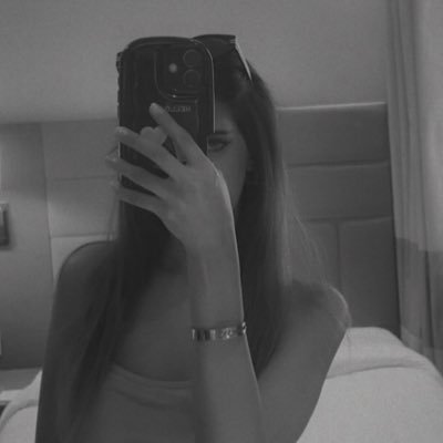 justsar11's profile picture. مُش شايفه حدّا