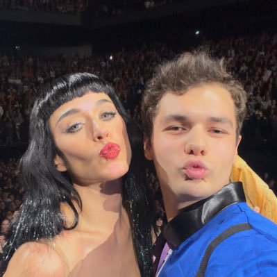 theomdna's profile picture. madonna • taylor swift • katy perry 👸🏼🫶🏼🦋 - 🇫🇷 Paris Insta : @theomdna