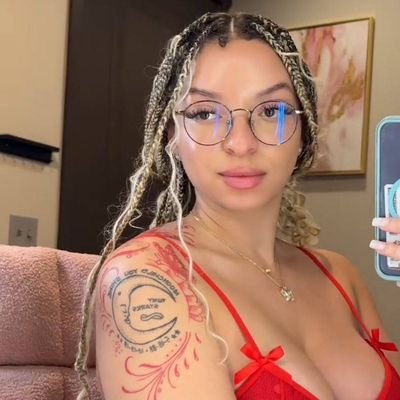 Lindasmith1341's profile picture. 