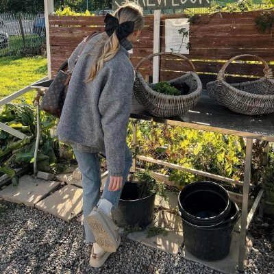 DharSusheel's profile picture. I don’t fit in, I stand out