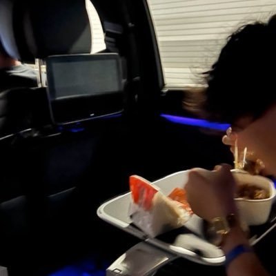 mizutani_gold0's profile picture. ゴールド・BTC専業トレーダー 総資産60億↑ 手取り15万の工場派遣 → 半年でFIRE 📈 BTC & GOLDで“勝ちたい人”だけフォローしてください。