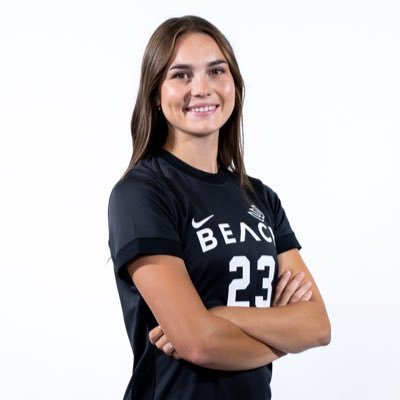 hannah_peters9's profile picture. True Freshman - Long Beach State University • Center Back/Outside Back/Defensive Mid • FC Bay Area Surf ECNL • 3 Years of Eligibility • 3.8 GPA