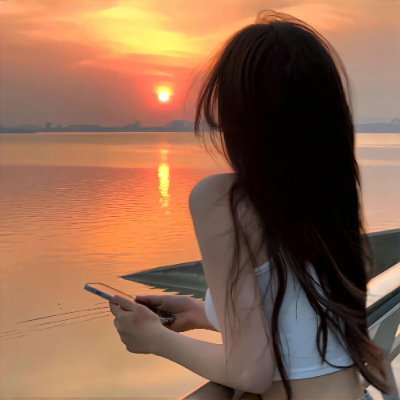 Genevieve899065's profile picture. I just recovered my account; we can communicate through this account from now on
Finally, I want to say, scammers, please don't send me private messages