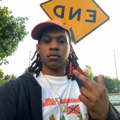 lostbyfaith's profile picture. 