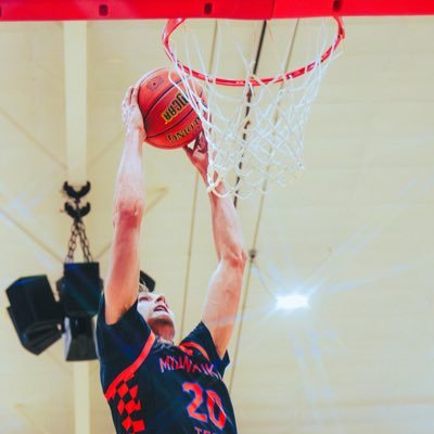 JaydenHackett's profile picture. | 6’6 G/F | 6’8 Wingspan | 190lbs | 40” Max Vertical | - JUCO PRODUCT - MATC Sophomore (Milwaukee) #20 - Team Captain - 3.5 GPA - | C/O 2026 | 920-671-9898 |