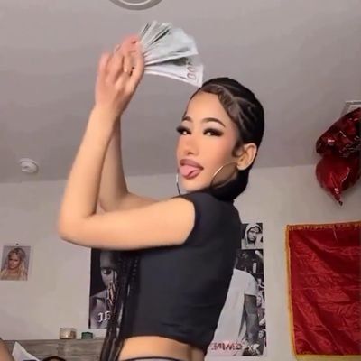 TwerkTapes25's profile picture. Twerk Page Bitches Shaking Ass Send Videos to get Posted.