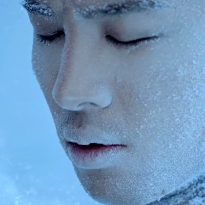 gidleakgae's profile picture. ⠀⠀ ᨦ⠀ ♡⠀!⠀⠀ 𝘁𝗮𝗲.배⠀ ゝ⠀ jeongdabeun mutji malgo geudaero badadeullyeo neukkimdaero ga alright.