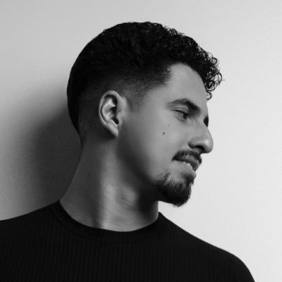 XandyBiano's profile picture. SENHOR, indica-me o caminho de teus decretos, e a eles obedecerei até o fim. 》Salmos 119:33 🧡