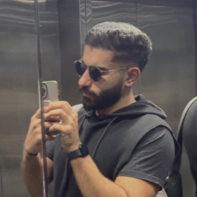 YahyaALshaikh2's profile picture. "إنِّي أجاهدُ أن أكون حمامةً بيضاء مرّت لا ضِرارَ ولا ضَرر"🕊️