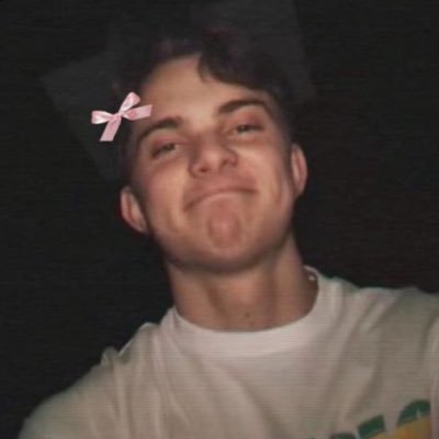 sanyayaps's profile picture. yapper • main : @sushiluvbot